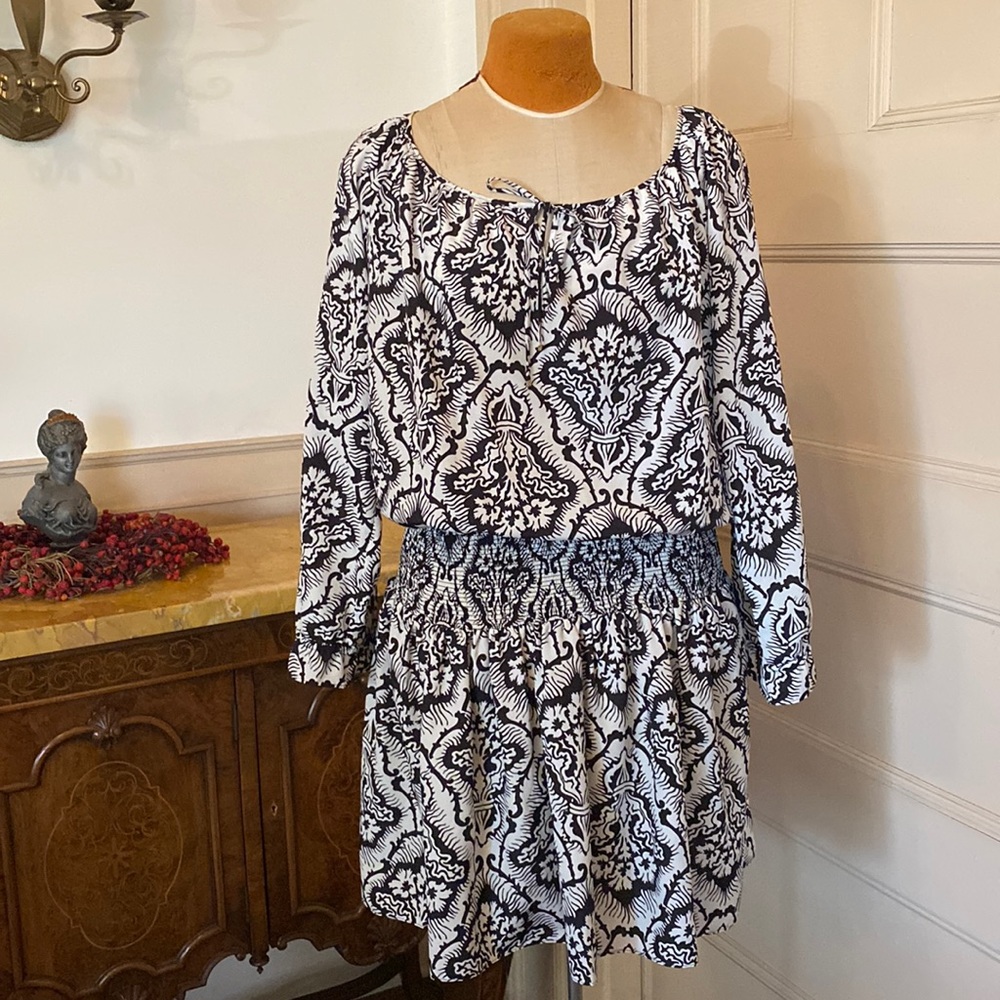 Juicy Couture Black & White Dress, size L